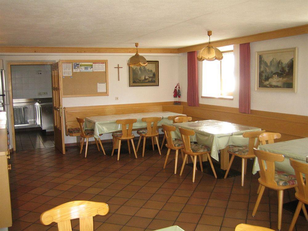 Hauserhof 2*