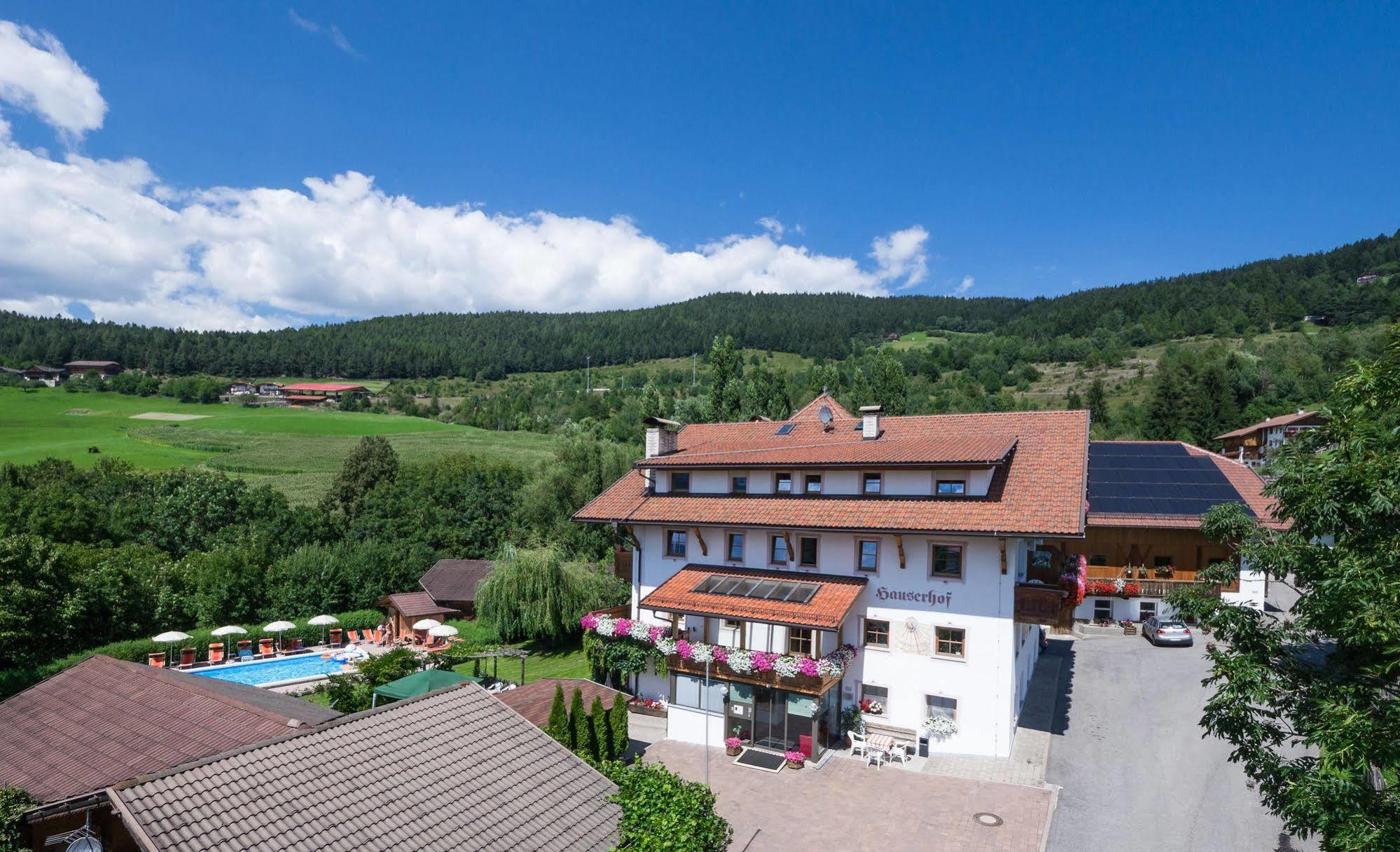 Hauserhof Aparthotel Rodeneck