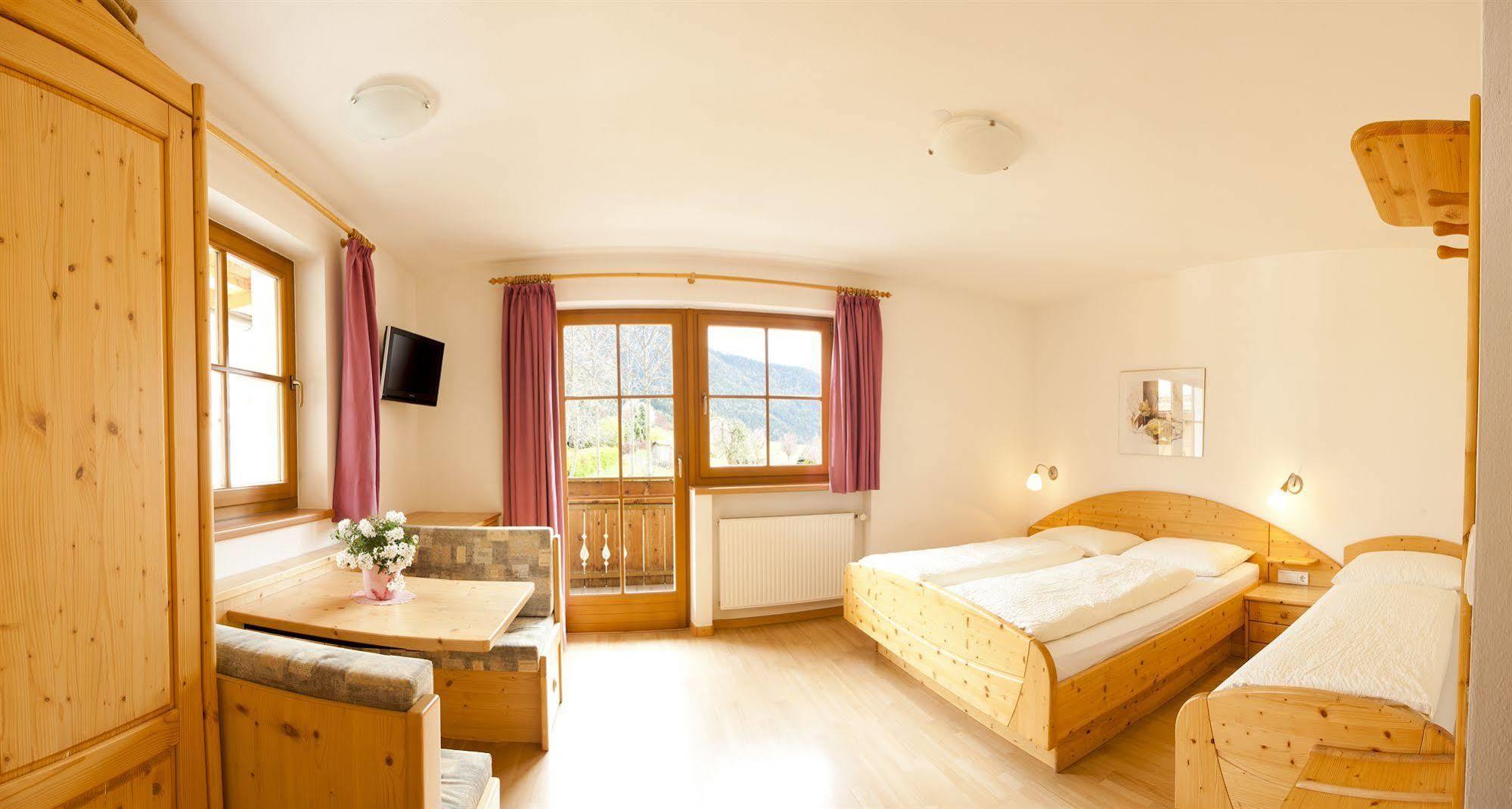 Hauserhof Aparthotel
