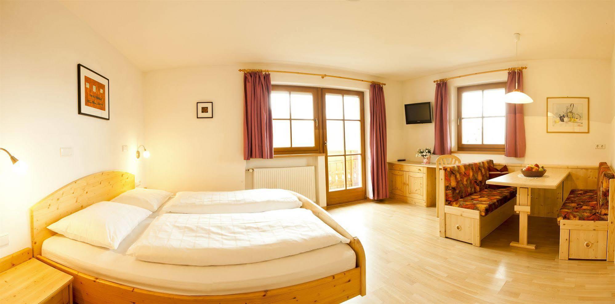 Aparthotel Hauserhof 2*