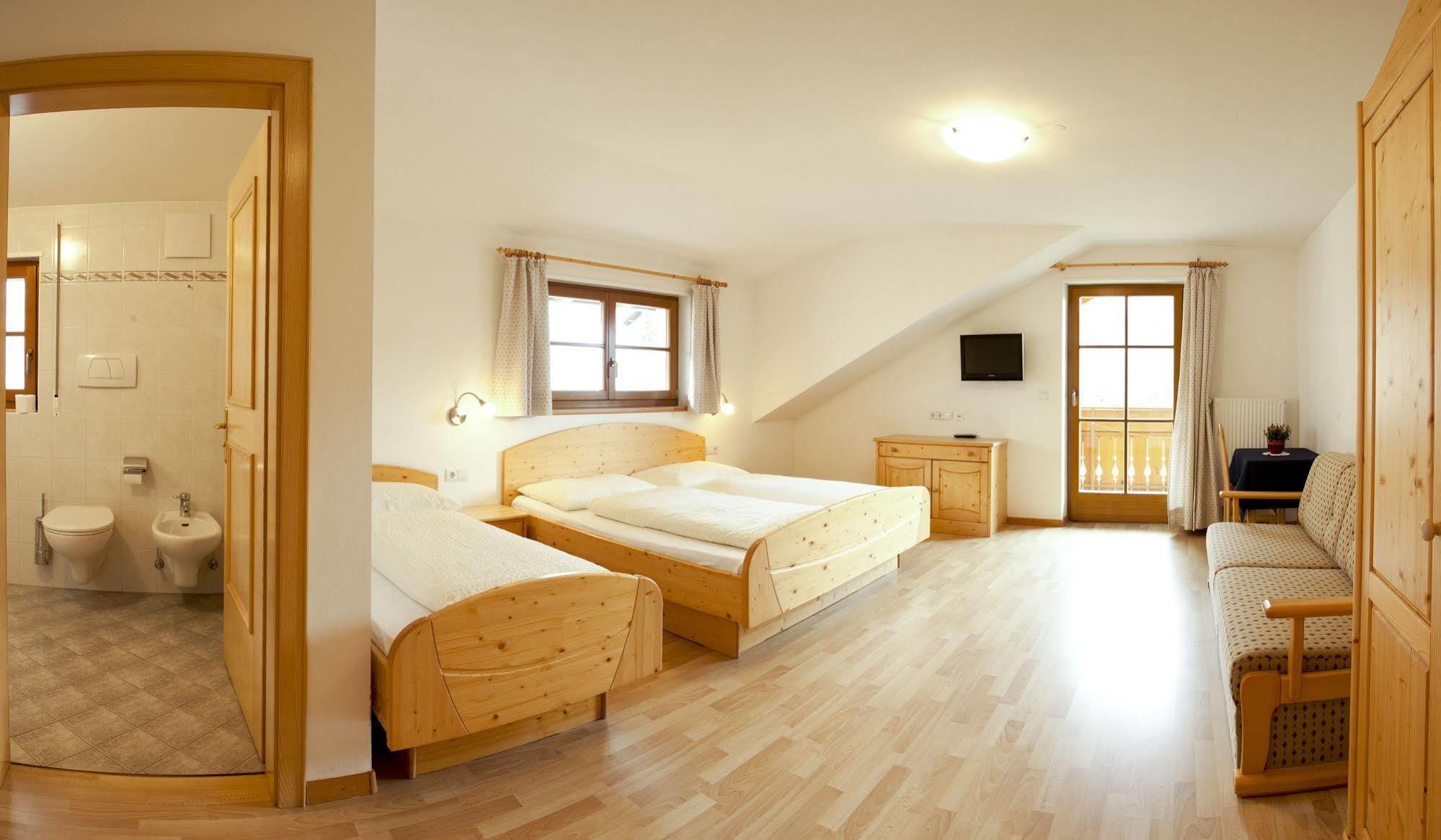 Hauserhof Aparthotel